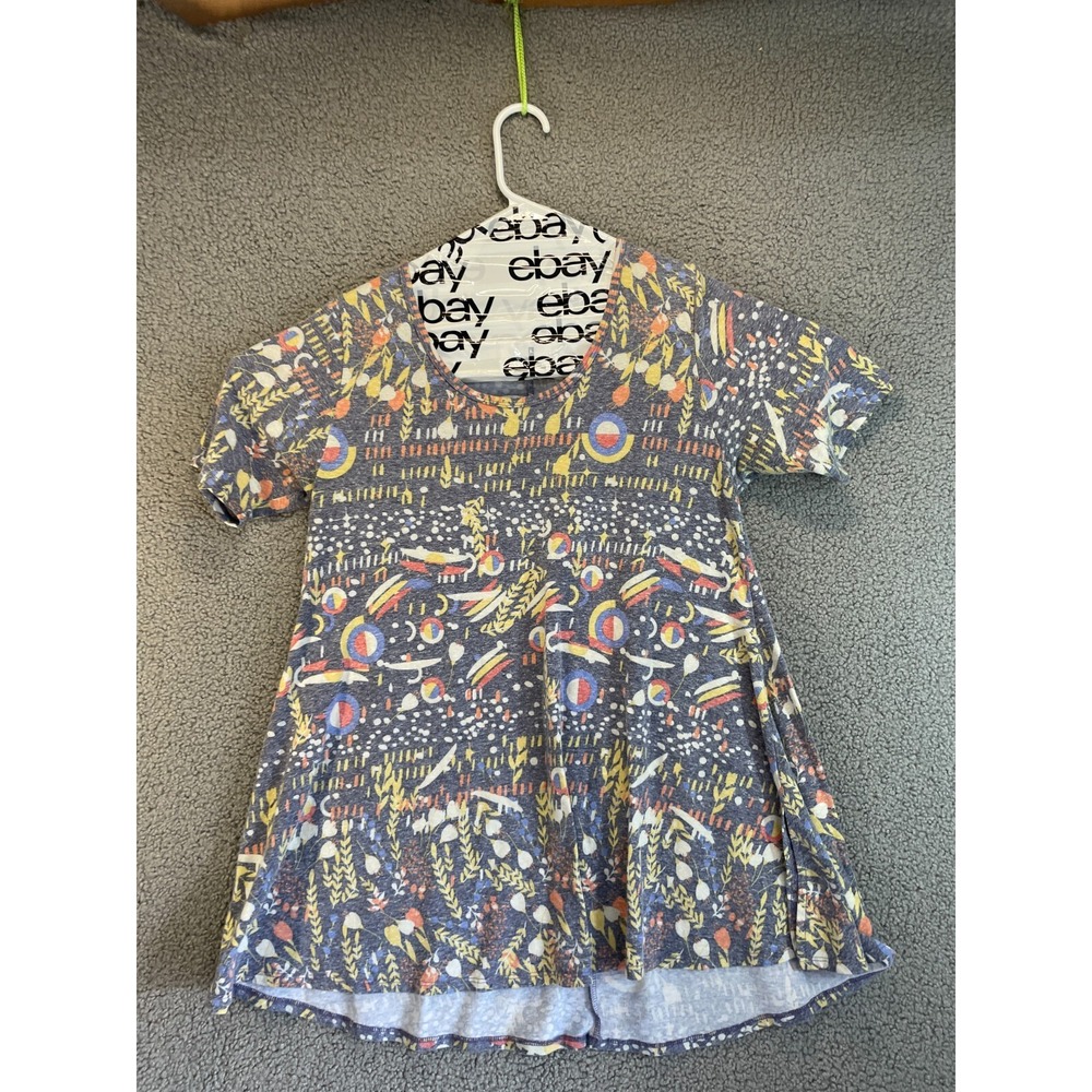 LuluRoe‎ Women's Multicolor Floral Shirt Size S Short-Sleeve  Round Neck